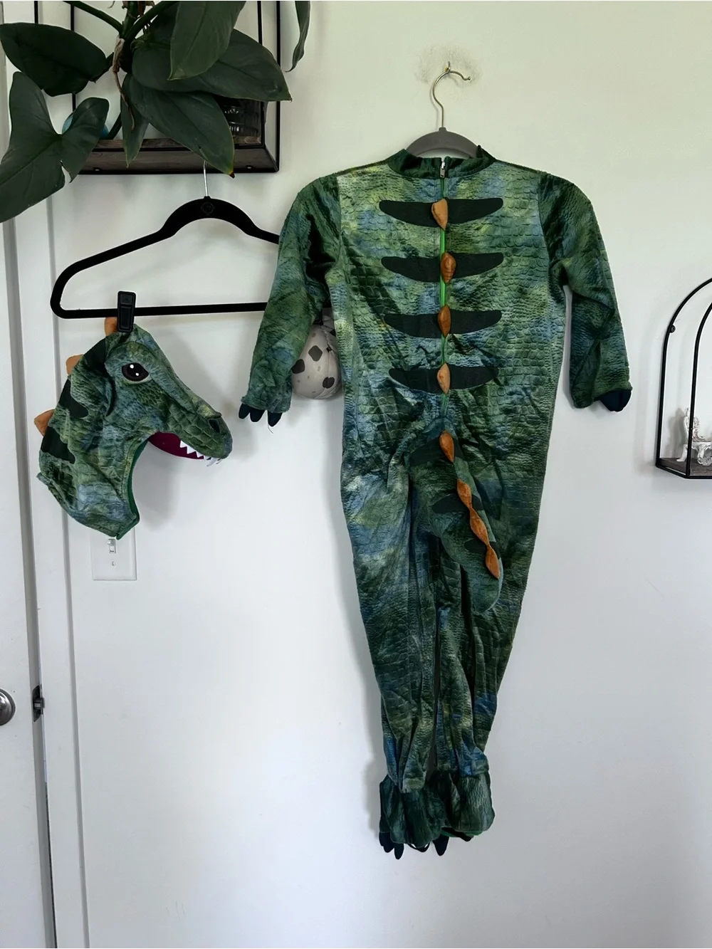 Spooktacular Creations T Rex Dinosaur Children’s Halloween Dress Up Costume 5-7